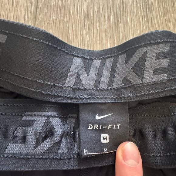 Nike Shorts Men Medium Black Swoosh Athletic Gym Fitness Dri-Fit - Picture 7 of 7